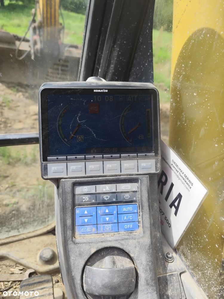 Komatsu PC210 - 6