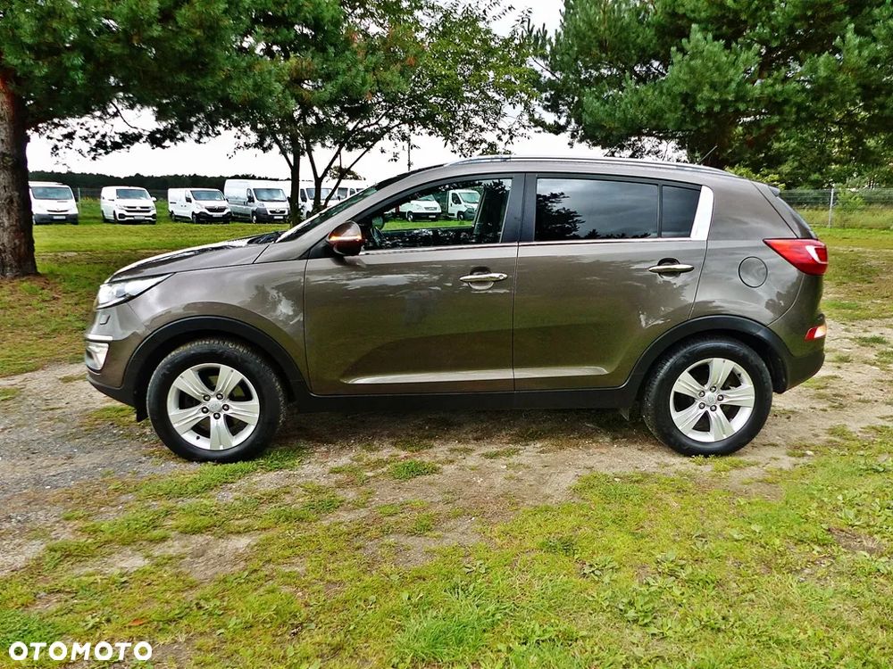 Kia Sportage 2.0 CVVT 2WD Vision - 12