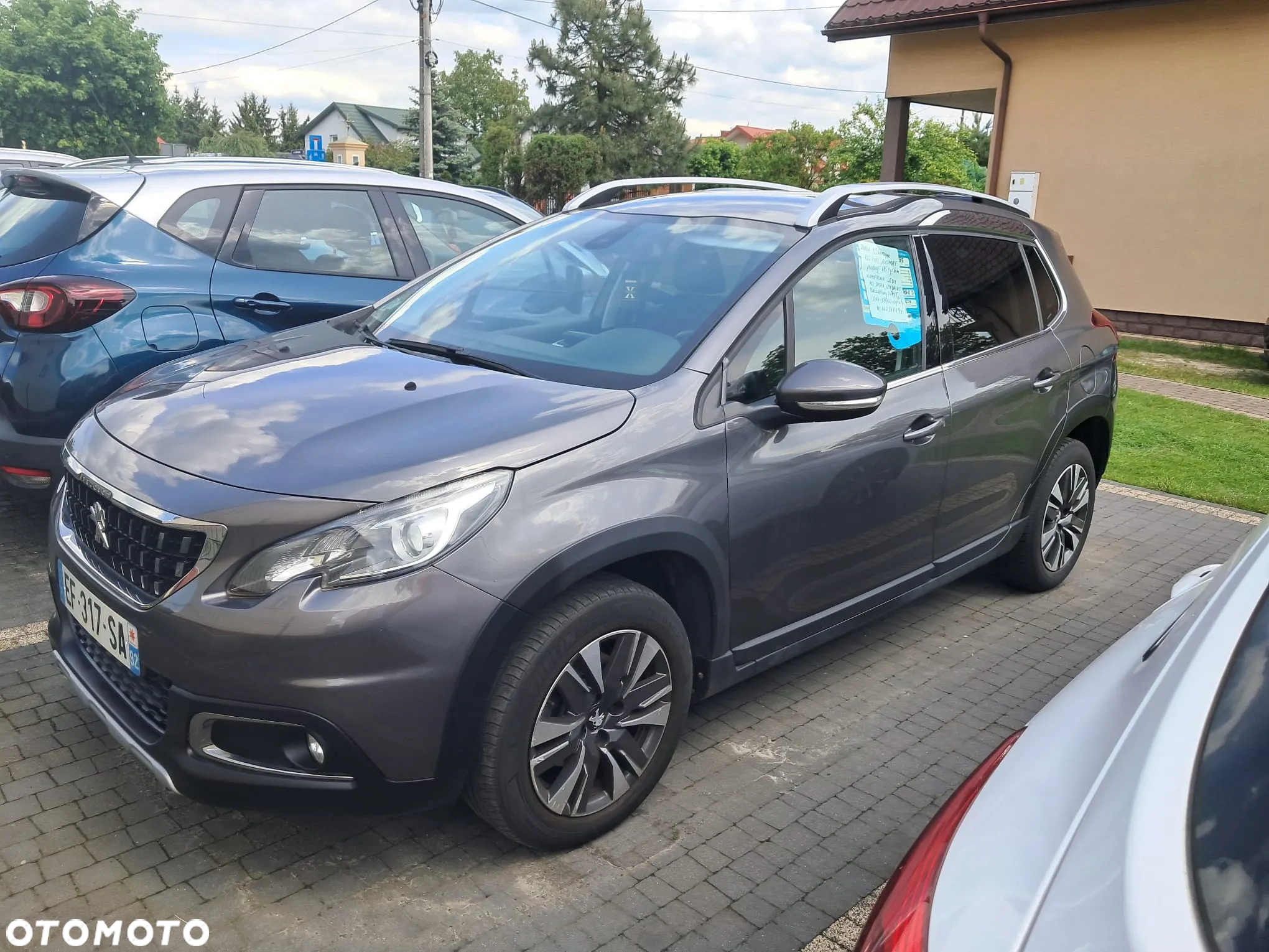 Peugeot 2008 1.2 Pure Tech Allure S&S EAT6 - 18