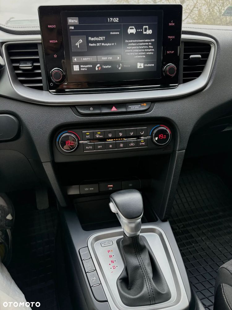 Kia Ceed 1.4 T-GDI M DCT - 13