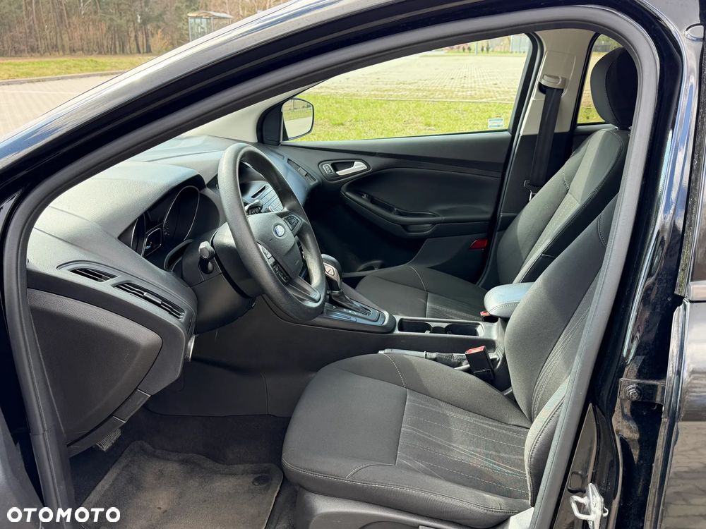 Ford Focus - 10