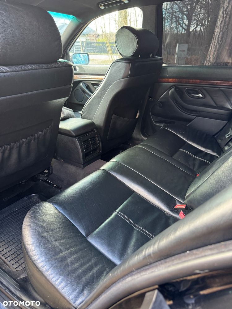 BMW Seria 5 520i - 13