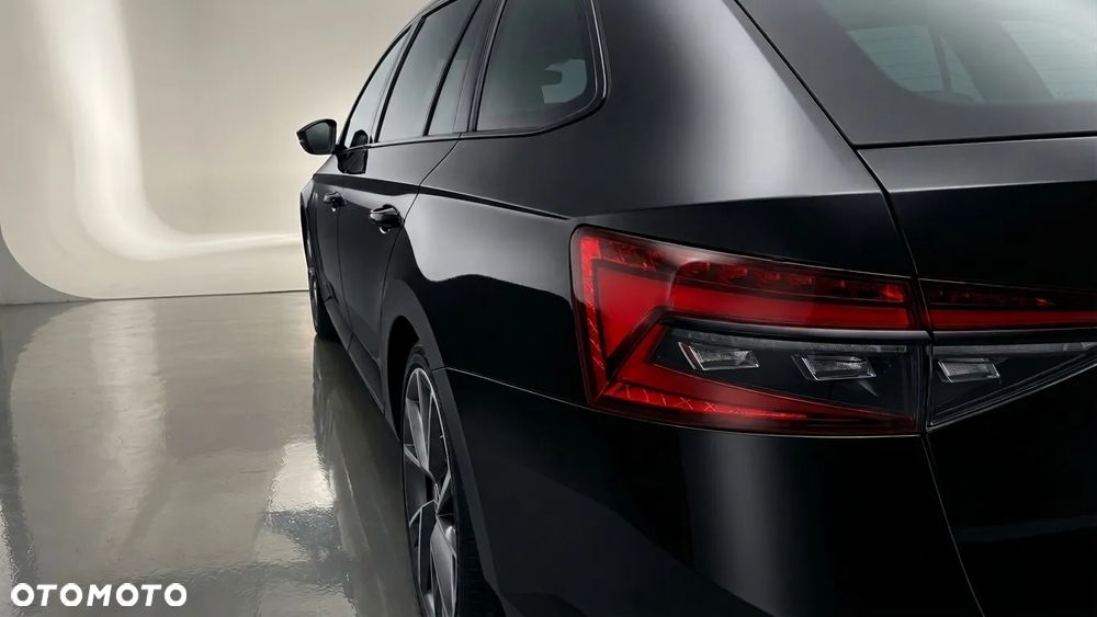 Skoda Superb 2.0 TDI SCR Sportline DSG - 4