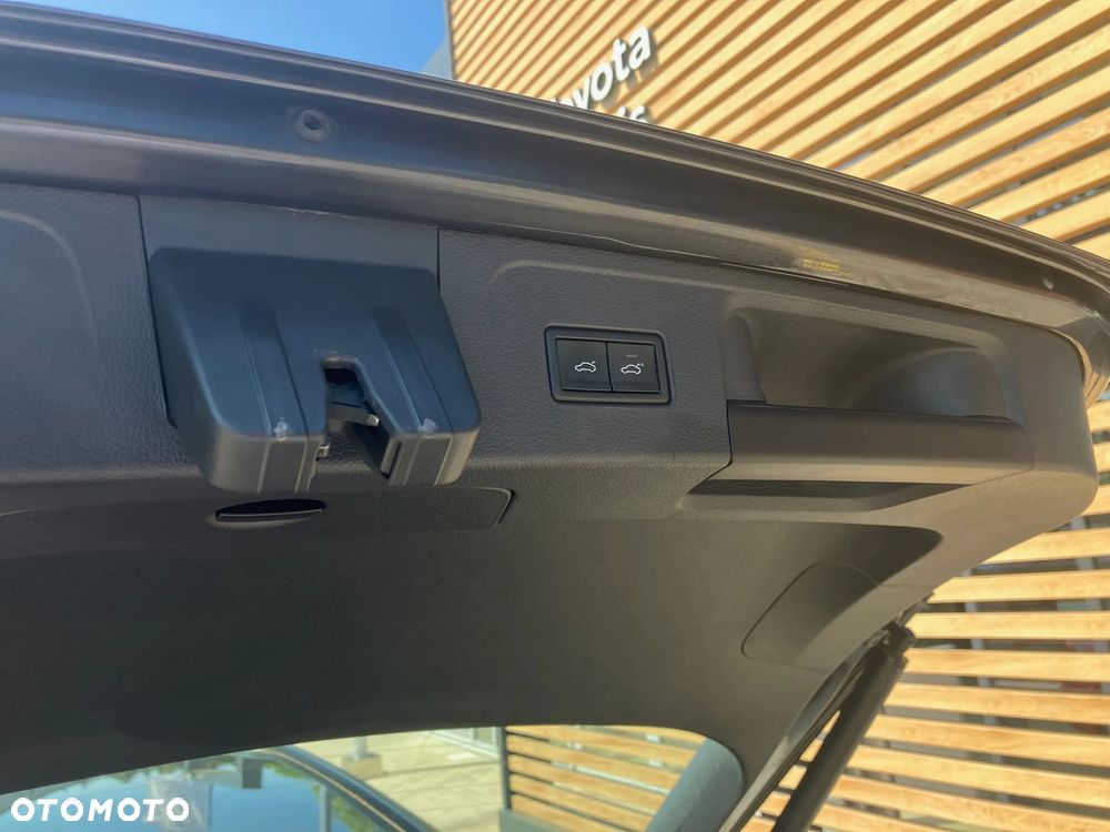 Volkswagen Passat 1.4 TSI Plug-In Hybrid GTE DSG - 8