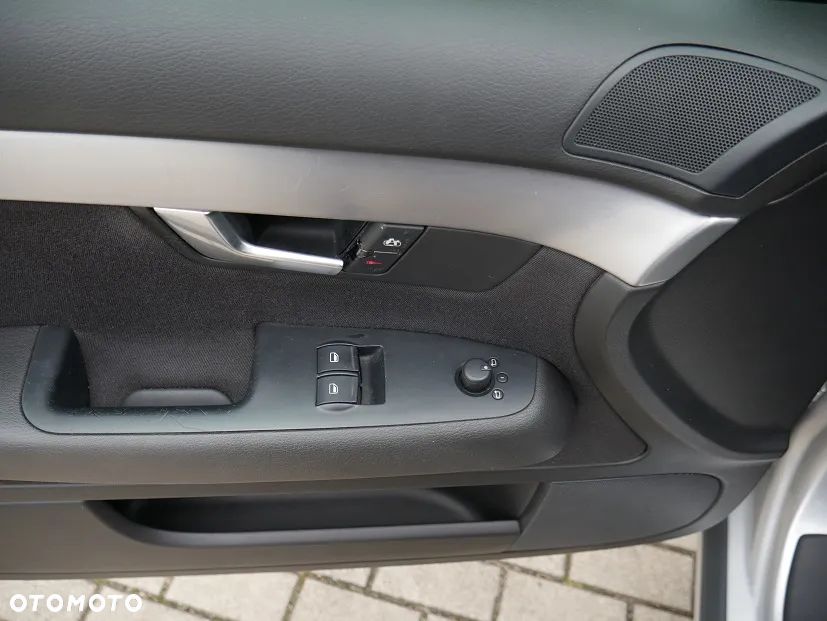 Audi A4 Limousine - 17