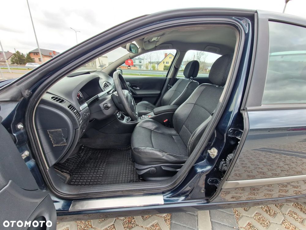 Renault Laguna - 17