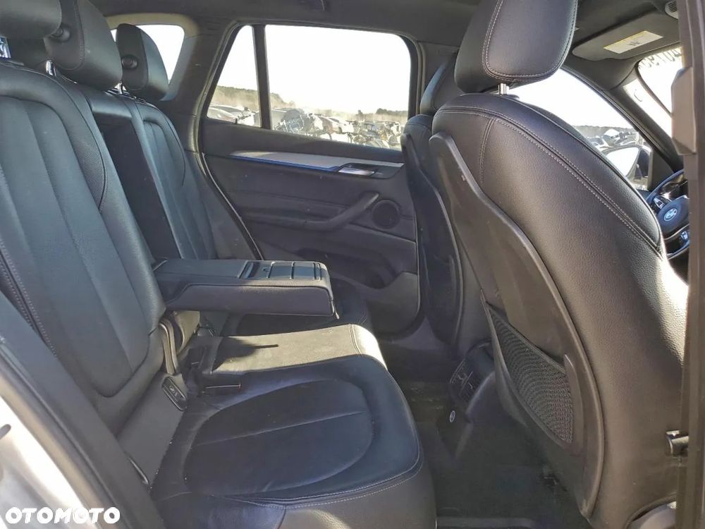 BMW X1 xDrive25i M Sport - 9