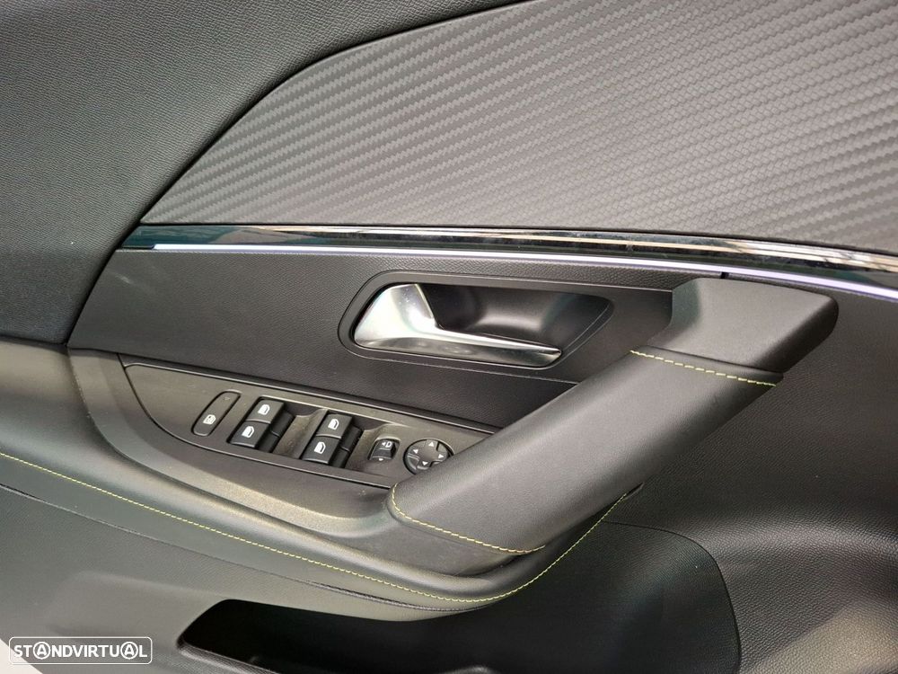 Peugeot 2008 1.5 BlueHDi GT - 23