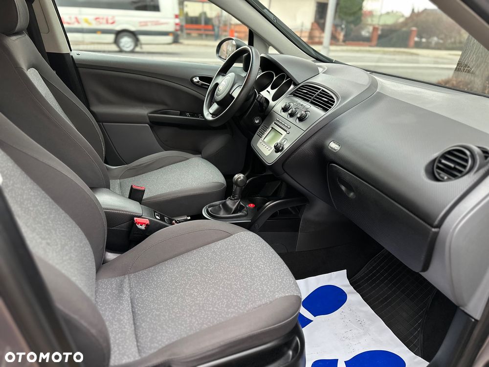 Seat Altea 1.6 Reference - 11