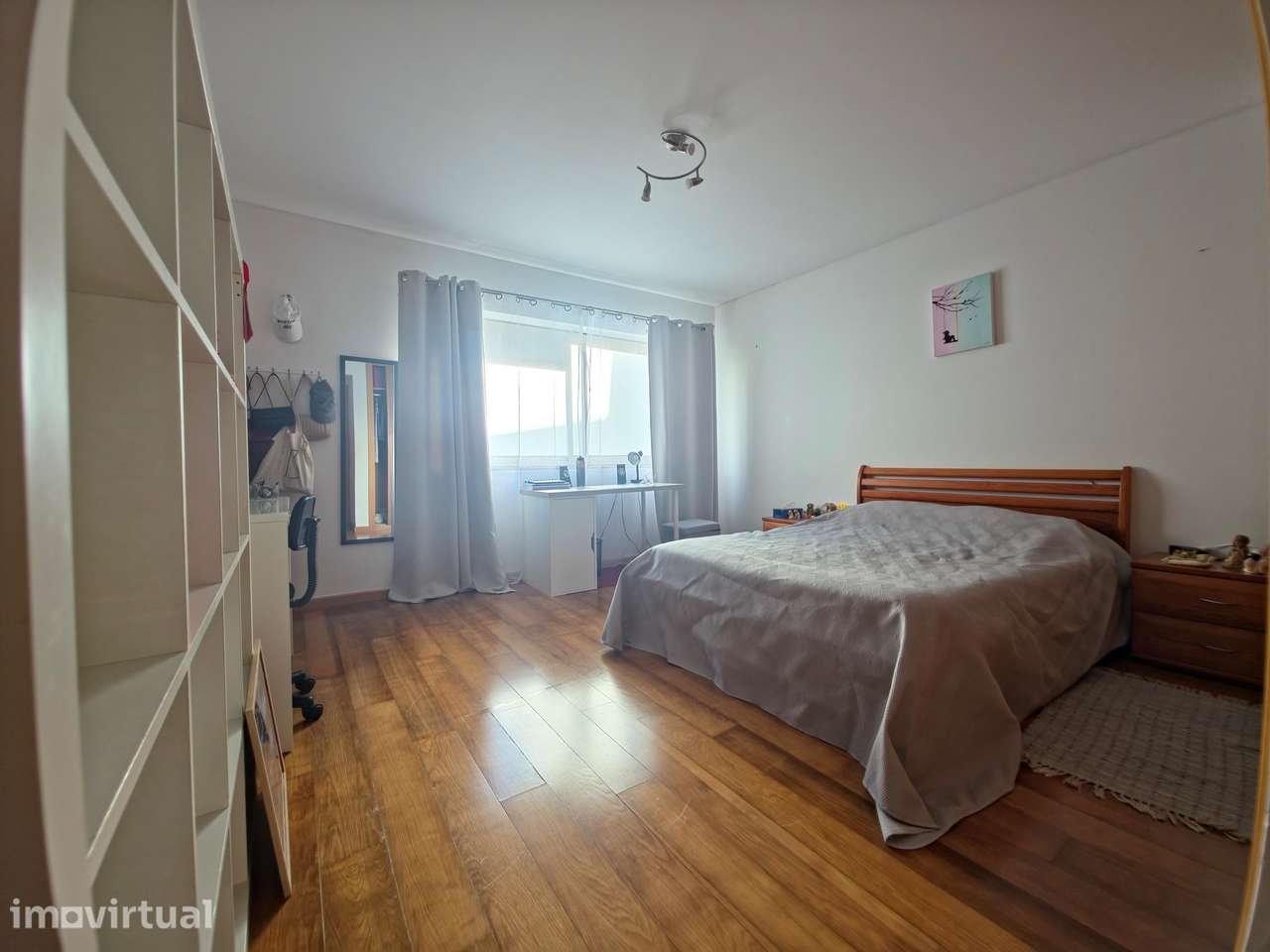 Apartamento fabuloso, familiar, T3, 2WC, Estacionamento privado. Ponta - Grande imagem: 4/12