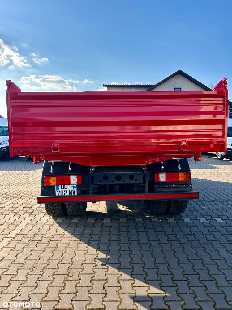 Mercedes-Benz Axor - 17
