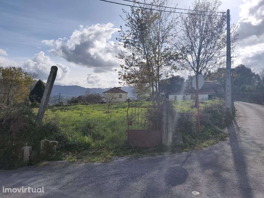 Terreno - Grande imagem: 2/5