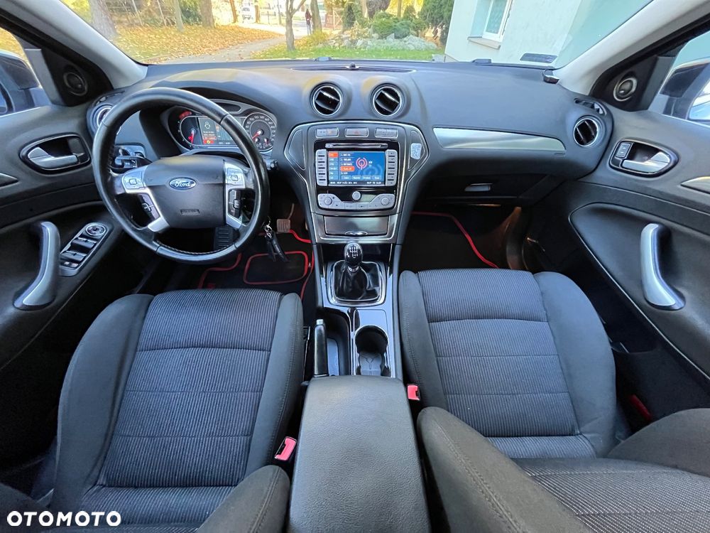 Ford Mondeo 2.0 TDCi Ghia - 20