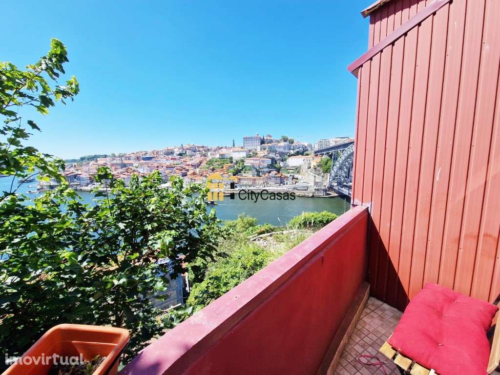 Moradia T2+1 Renovada ao Cais de Gaia - Grande imagem: 2/20