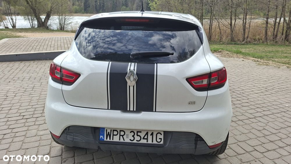 Renault Clio - 9