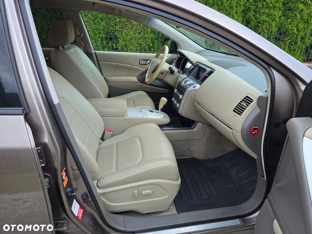 Nissan Murano 2.5 D Premium - 25