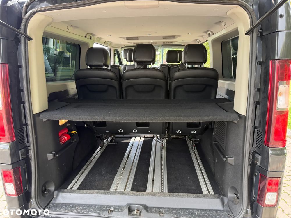 Renault Trafic Grand 2.0 dCi EDC - 15