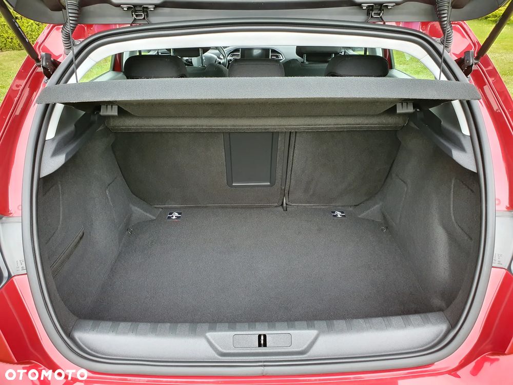 Peugeot 308 1.2 PureTech Allure S&S EAT6 - 26