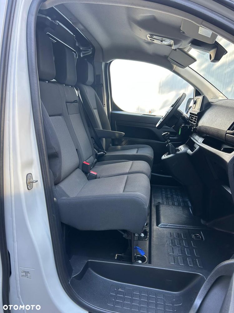 Opel Vivaro - 12