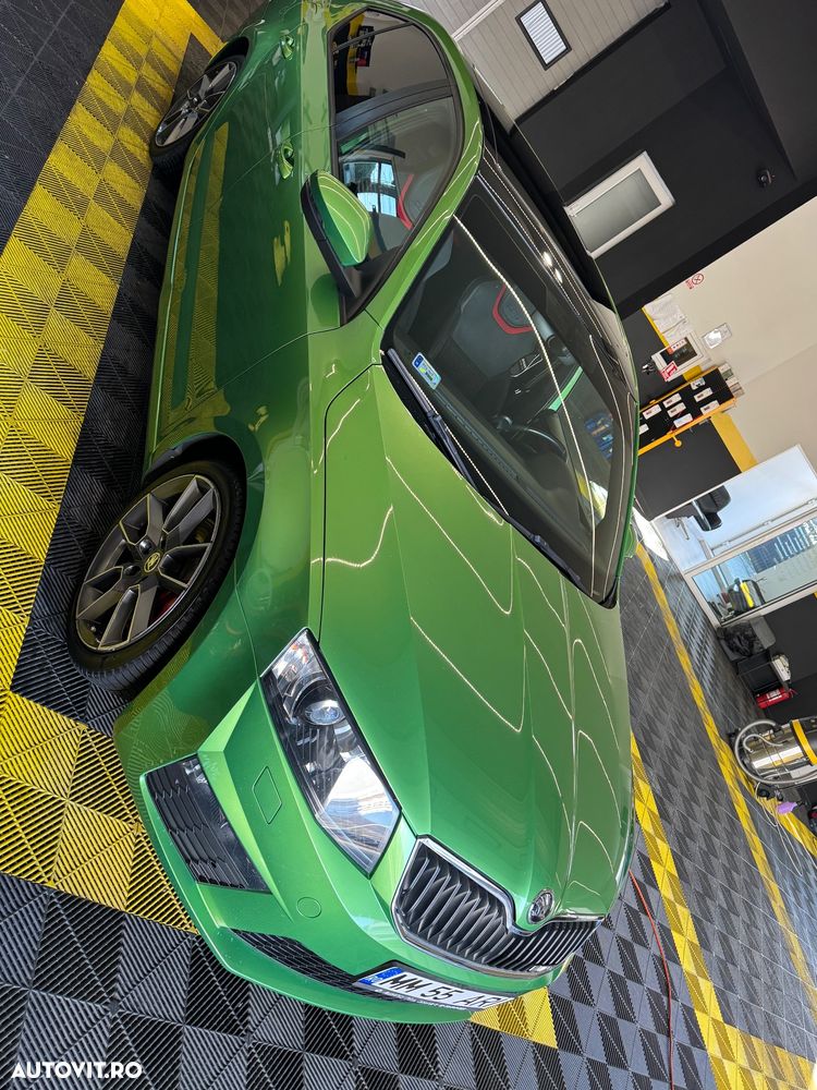 Skoda Octavia 2.0 TSI RS - 10