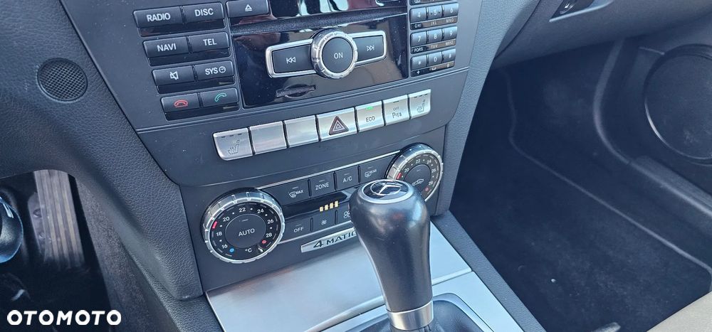 Mercedes-Benz Klasa C 250 CDI DPF 4Matic (BlueEFFICIENCY) 7G-TRONIC Avantgarde - 11