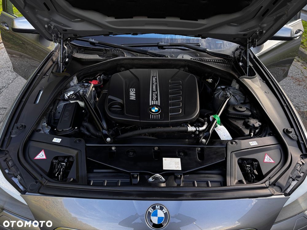 BMW Seria 5 530d xDrive Luxury Line - 14