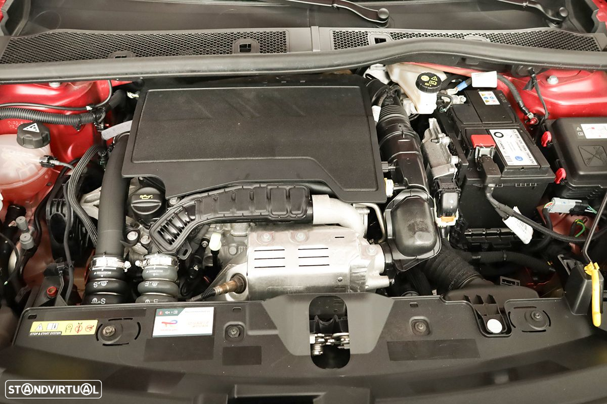 Peugeot 2008 1.2 PureTech Allure - 22