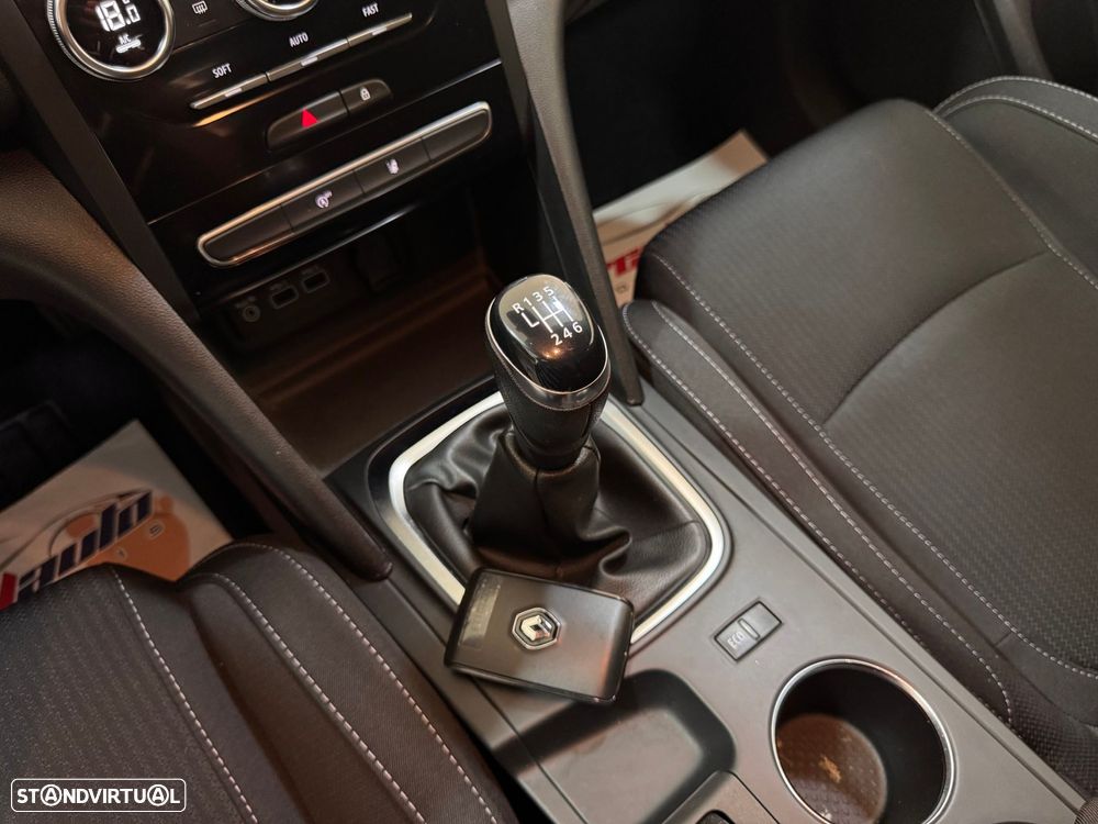 Renault Mégane 1.5 Blue dCi Intens - 30