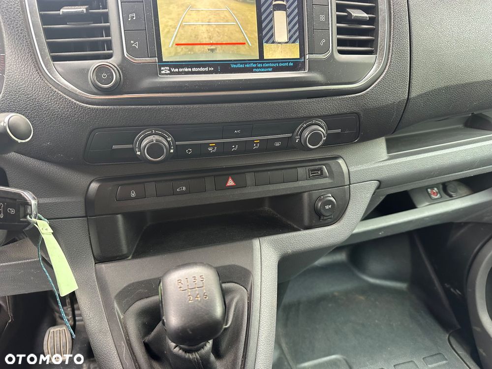 Peugeot Expert - 8