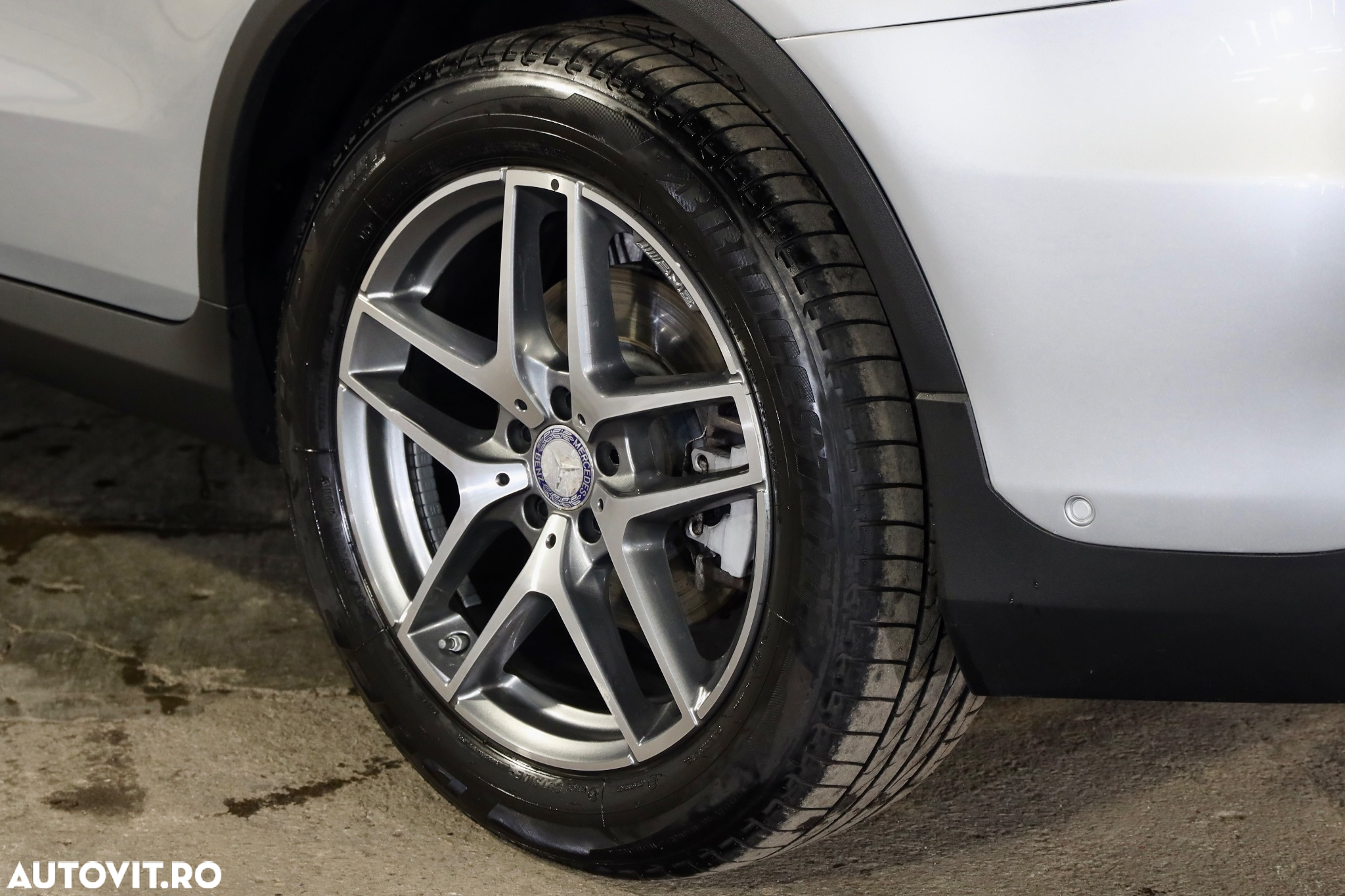 Mercedes-Benz GLC 250 d 4MATIC - 34