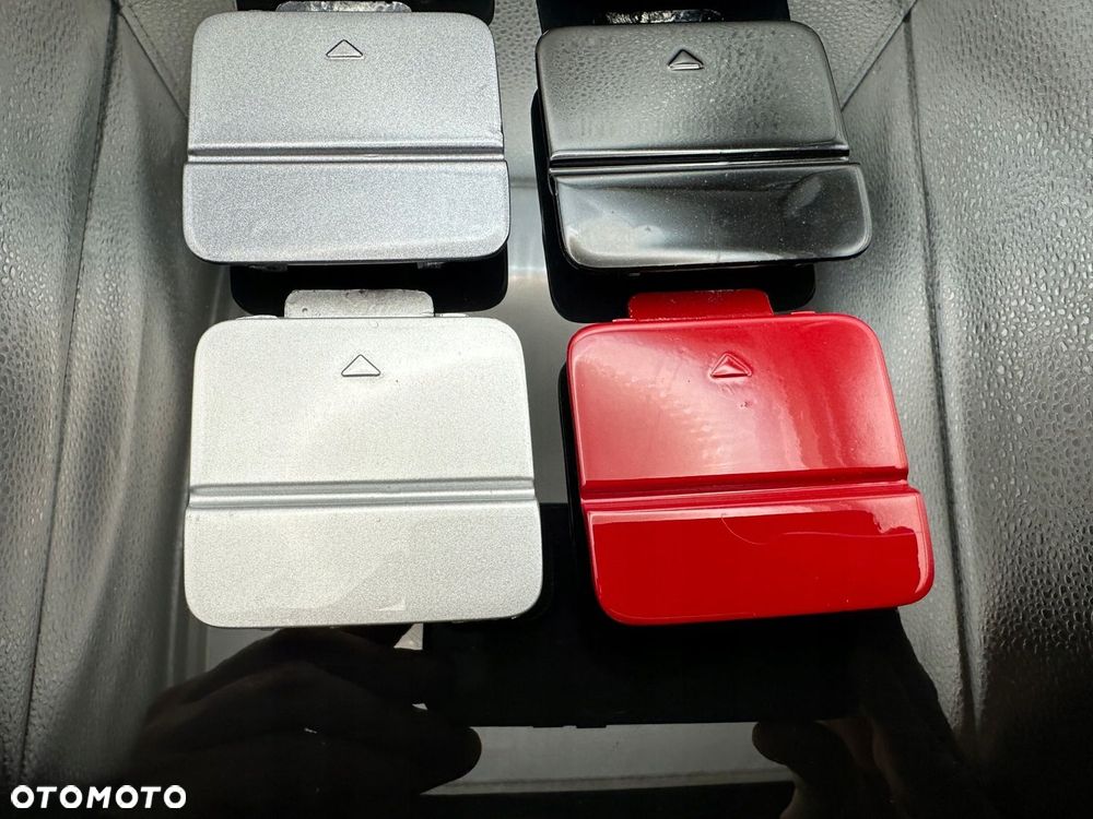 ZAŚLEPKA HAK / HOL TYŁ BMW 5 E60 ZWYKŁY ZDERZAK KOLORY 51127033711 - 1