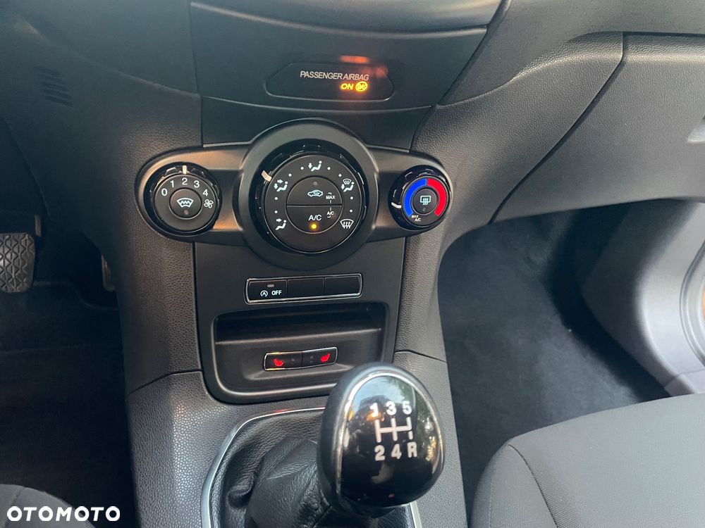 Ford Fiesta 1.0 SYNC Edition - 14