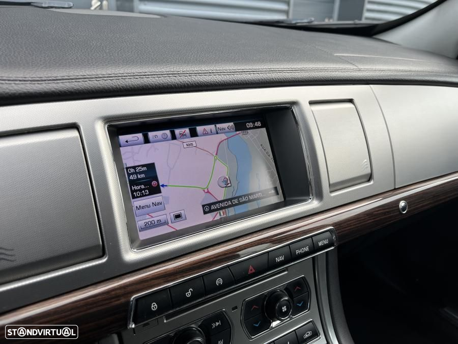 Jaguar XF Sportbrake 2.2 D Premium Luxury - 12