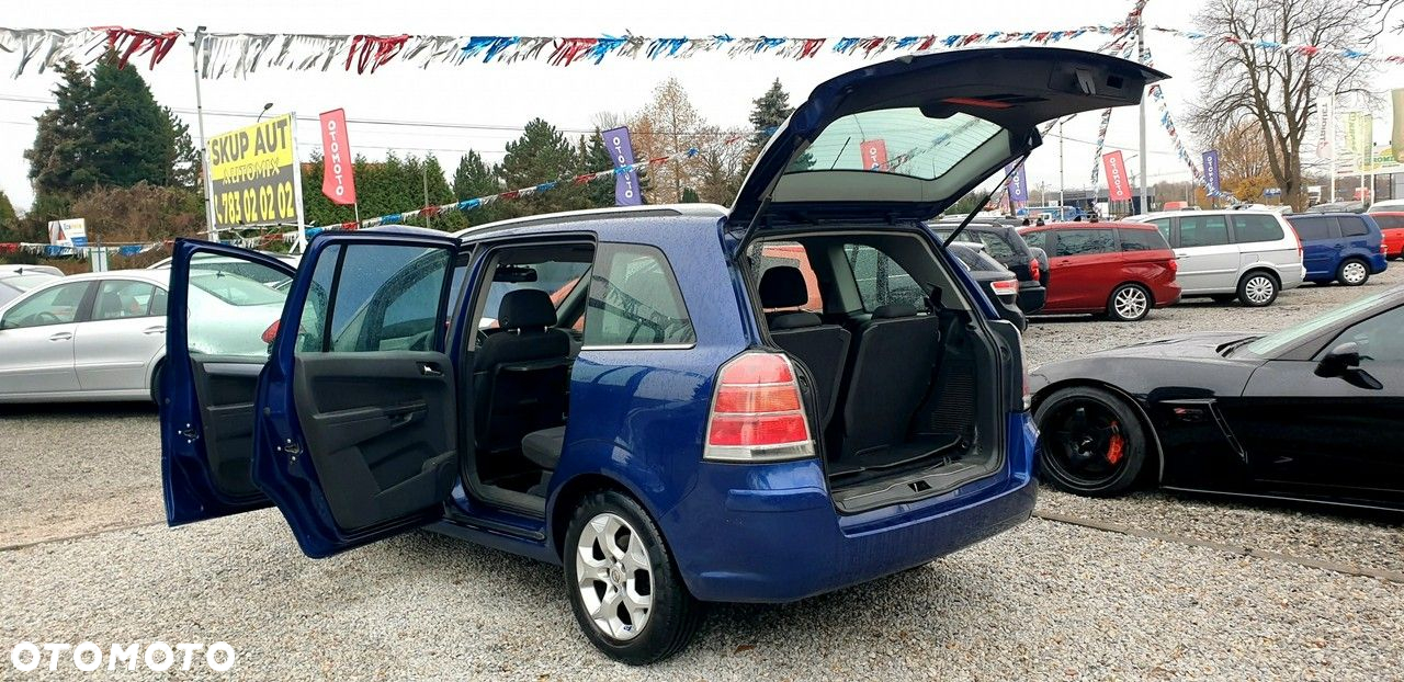 Opel Zafira - 23