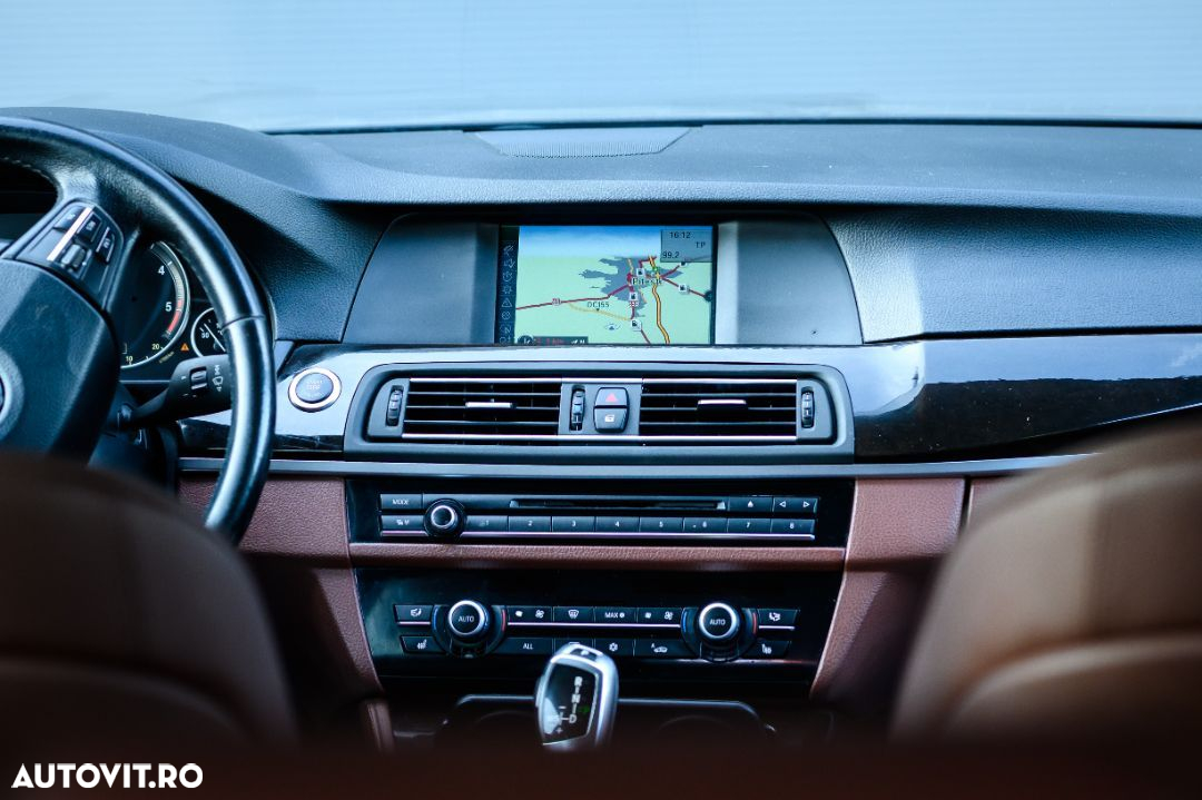 BMW Seria 5 520d Touring Aut. - 20