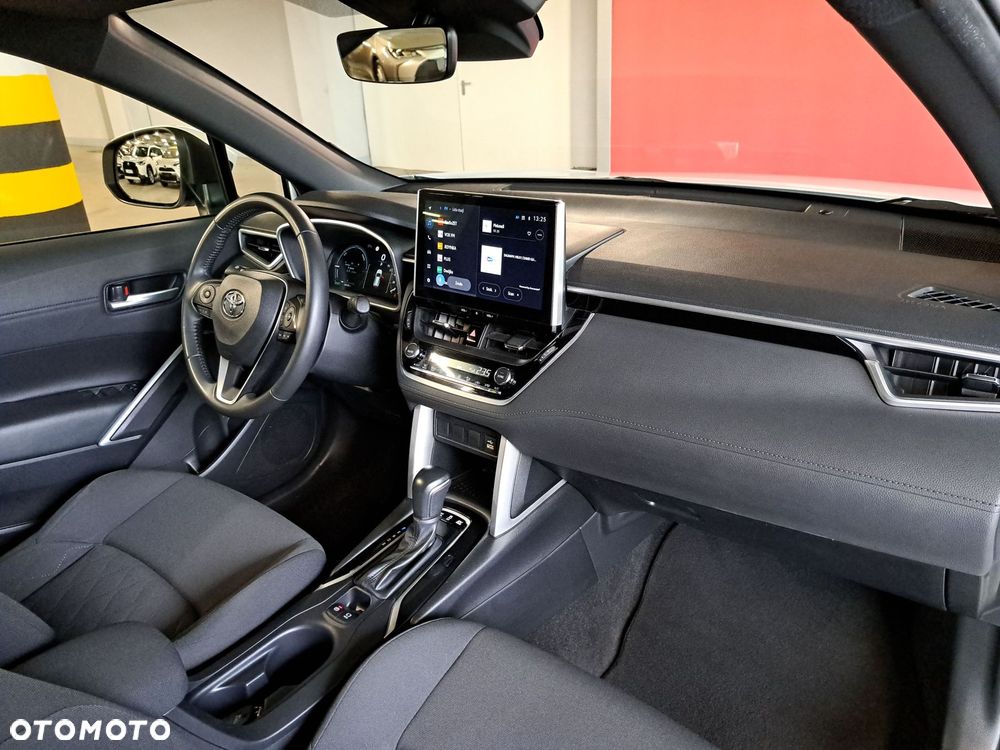 Toyota Corolla Cross 2.0 Hybrid Comfort - 17
