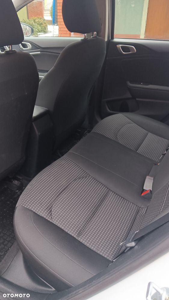 Kia Ceed 1.4 Smart Plus - 12