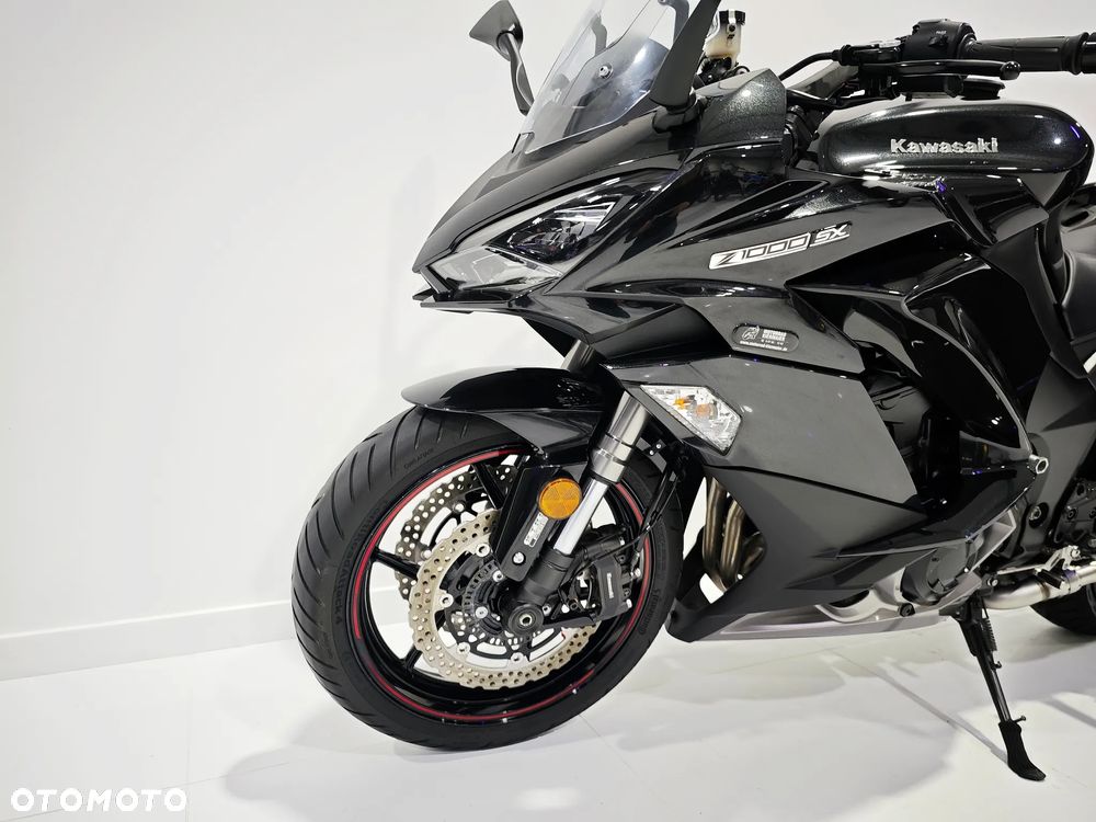 Kawasaki Ninja 1000 SX - 17