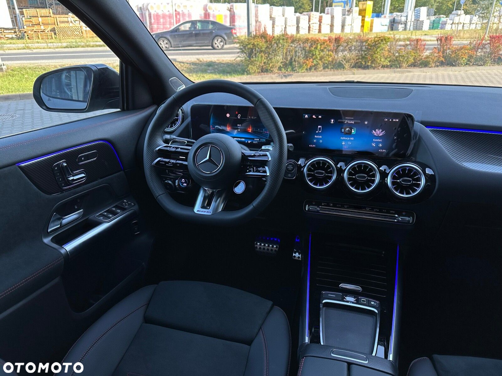 Mercedes-Benz GLA AMG 35 4-Matic - 13