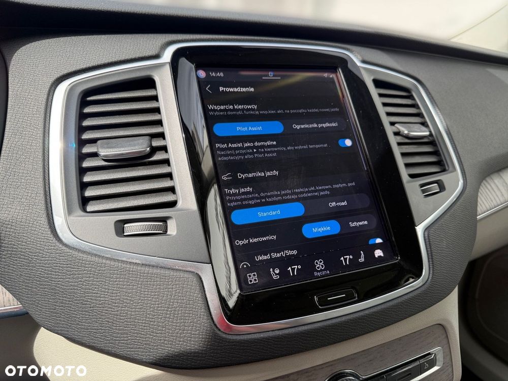 Volvo XC 90 - 23