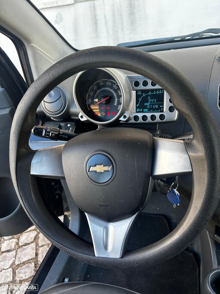 Chevrolet Spark 1.0 LS - 2