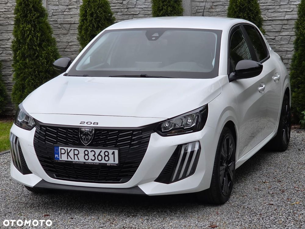 Peugeot 208 - 3