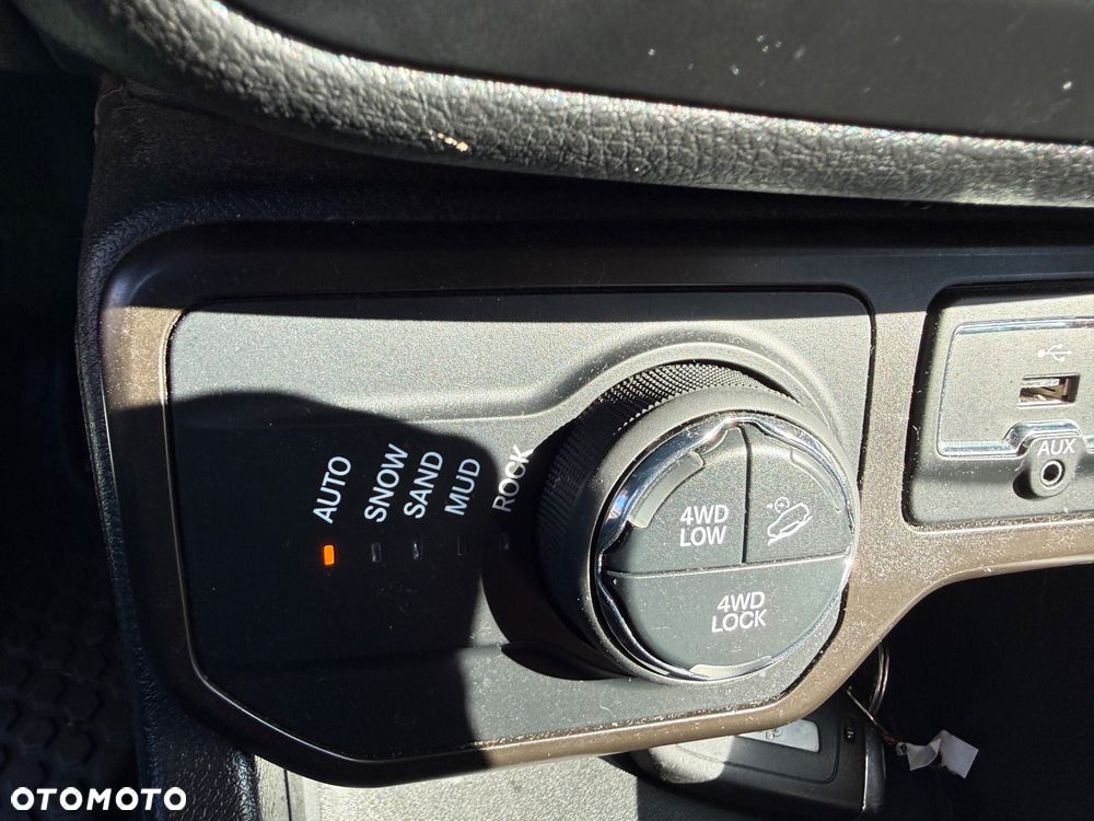 Jeep Renegade 1.3 GSE T4 Turbo Limited 4x4 S&S - 23