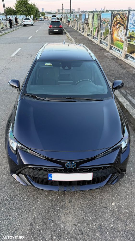 Toyota Corolla - 2