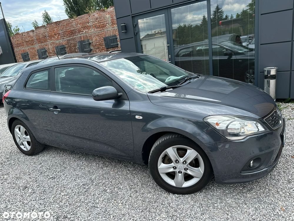 Kia ProCeed 1.4 Comfort - 22