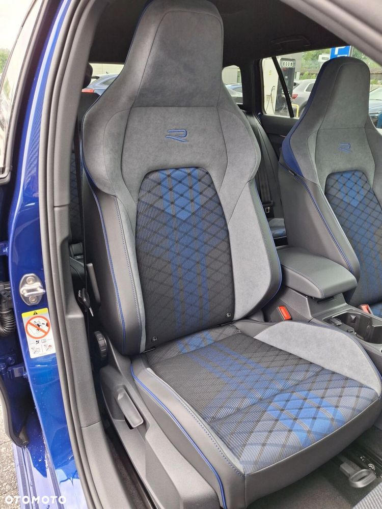 Volkswagen Golf Variant 2.0 TSI 4Motion R - 17