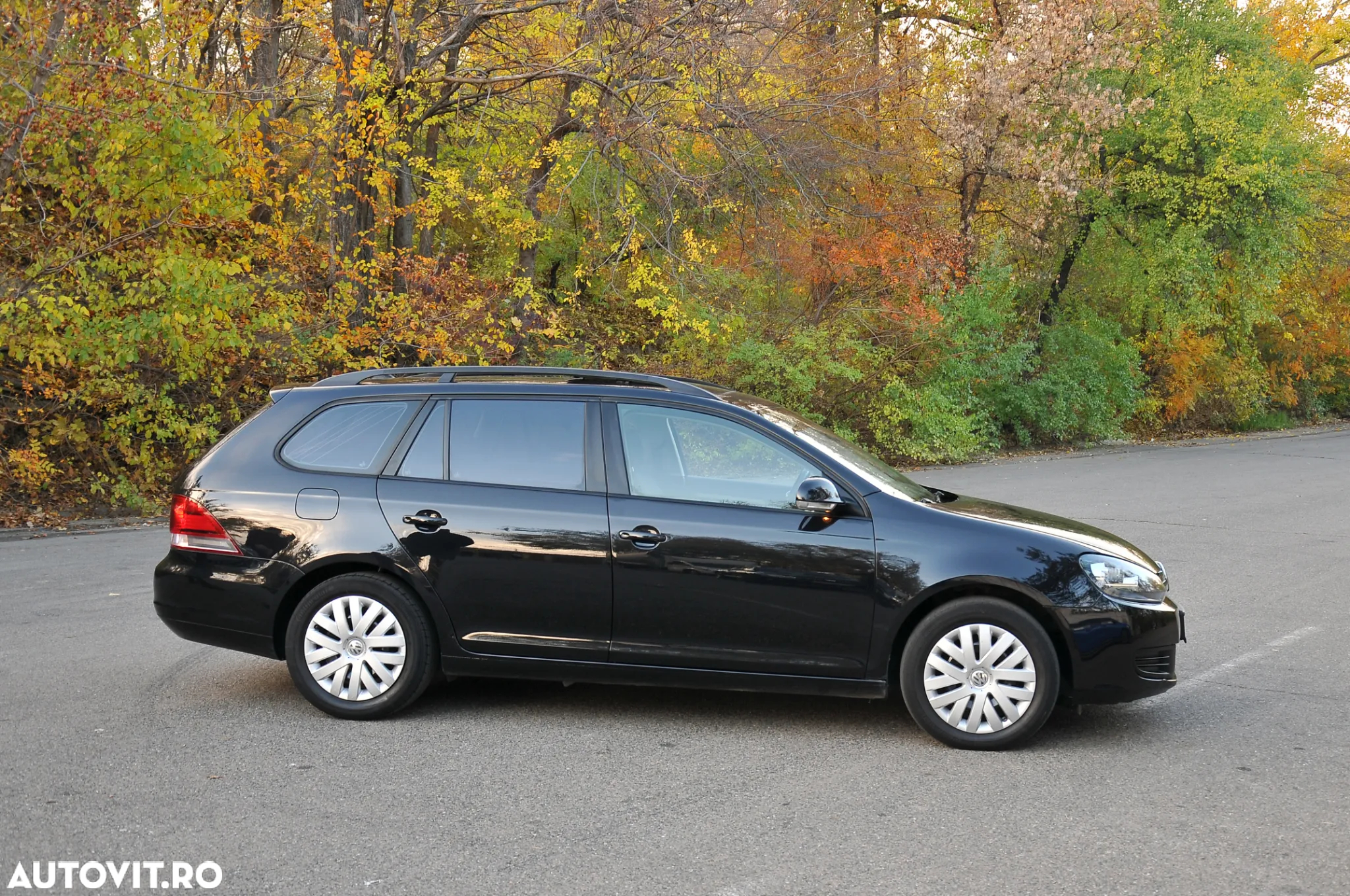 Volkswagen Golf 1.6 TDI BlueMotion Technology Comfortline - 2