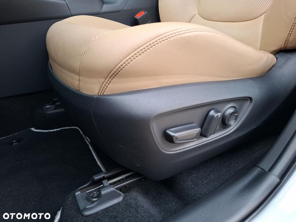 Toyota RAV4 2.5 Hybrid Executive 4x4 - 13