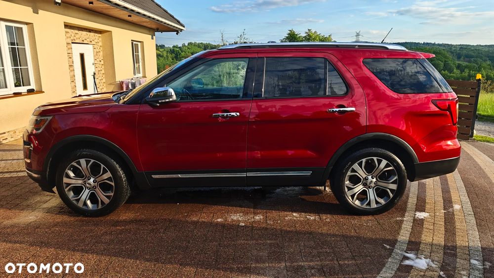 Ford Explorer - 7