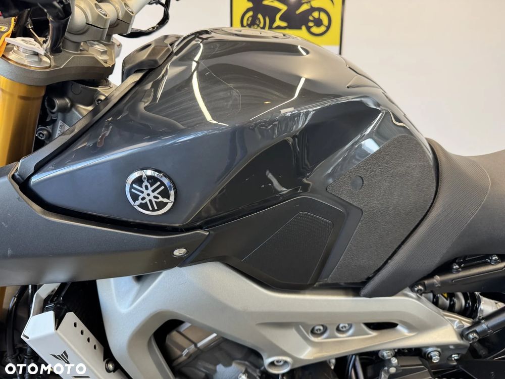 Yamaha MT - 21